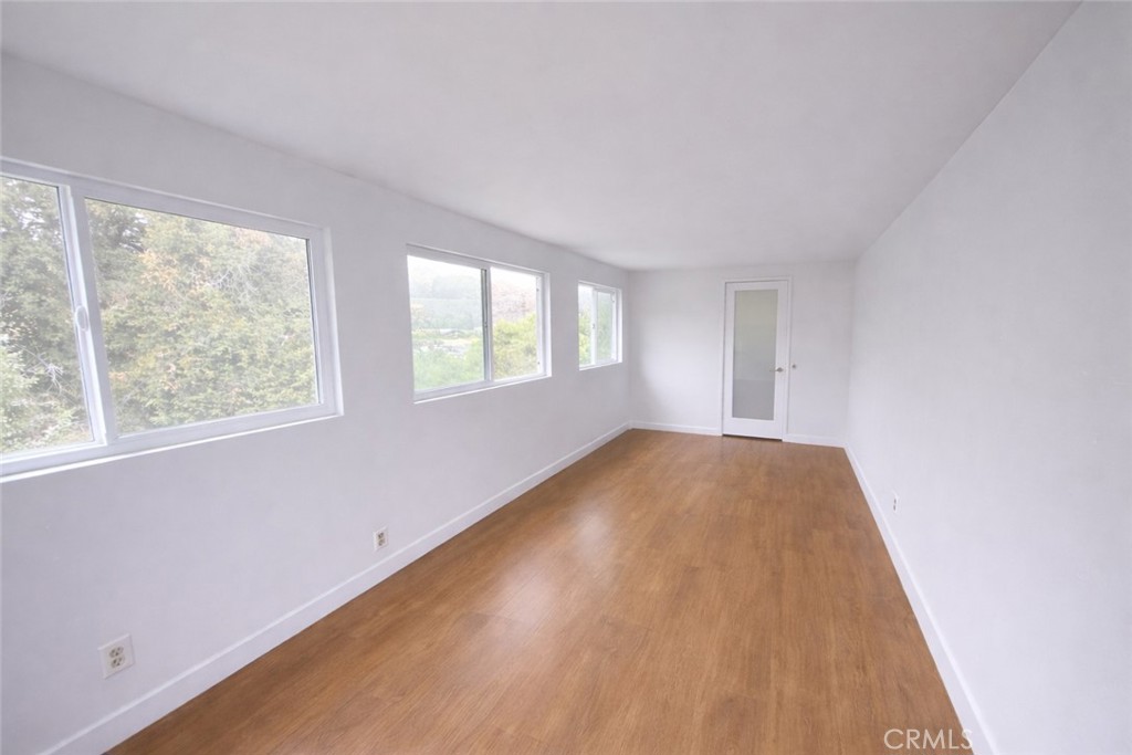 6541 Clear Springs Road Simi Valley, CA 93063 - Photo 4 of 11 Bonus room 1