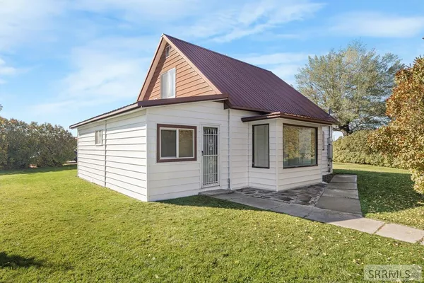 $415,000 | 590 Park Road, Arco, ID 83213