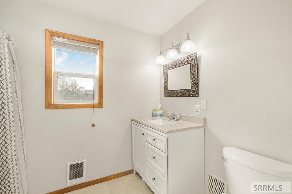 590 Park Road Arco, ID 83213 - Photo 16 of 55