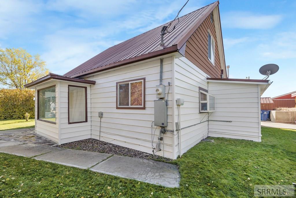 590 Park Road Arco, ID 83213 - Photo 2 of 55