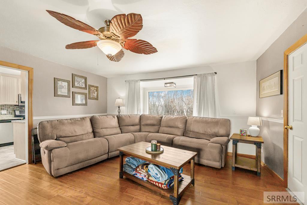 590 Park Road Arco, ID 83213 - Photo 5 of 55