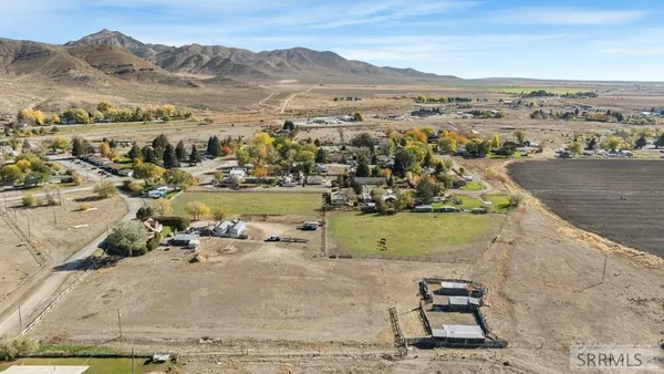 $415,000 | 590 Park Road, Arco, ID 83213