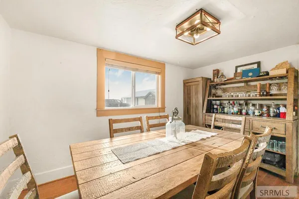 $415,000 | 590 Park Road, Arco, ID 83213