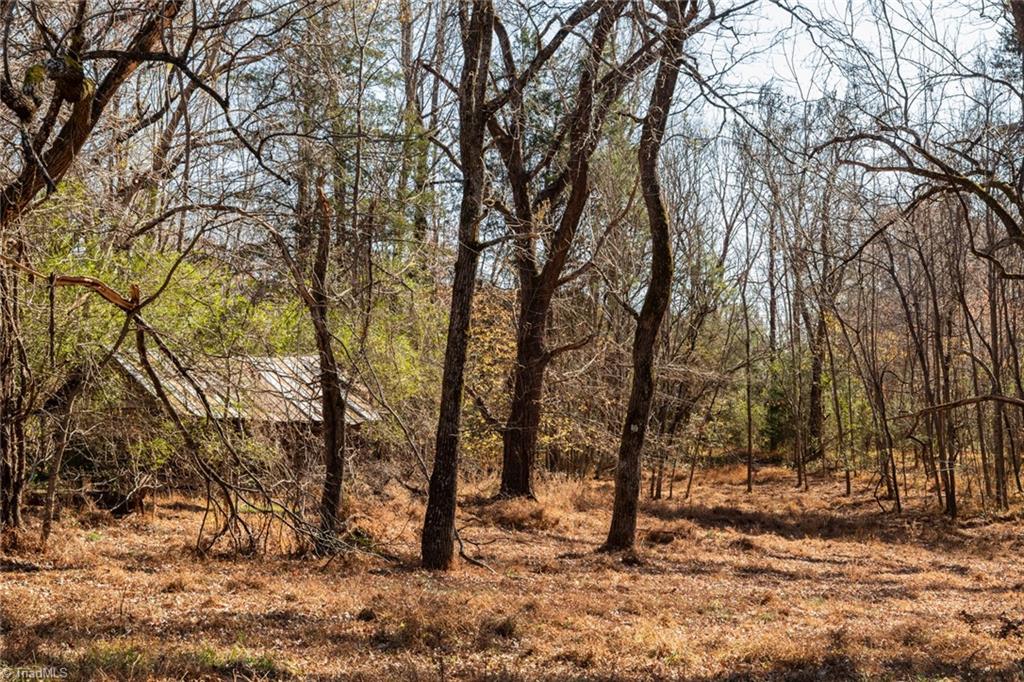 450 Simpson Reidsville, NC 27320 - Photo 20 of 23 If you loved Lincoln Logs as a child here is your chance to rebuild the past.