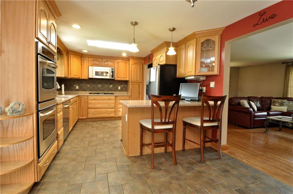 600 Ravencrest Road Pittsburgh, PA 15215 - Photo 12 of 21 Brand new kitchen....lovely