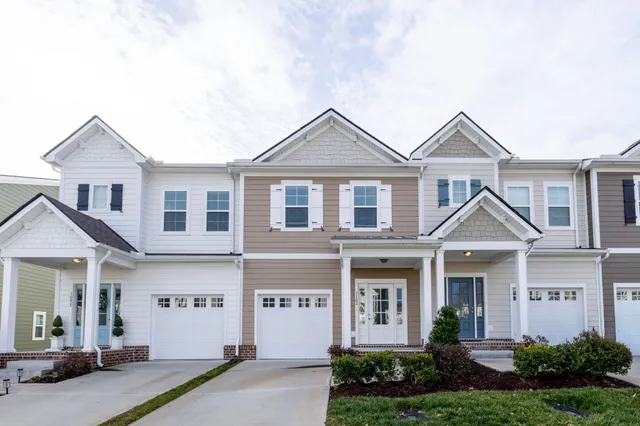 $479,500 | 1103 Sweetleaf Drive, Franklin, TN 37064