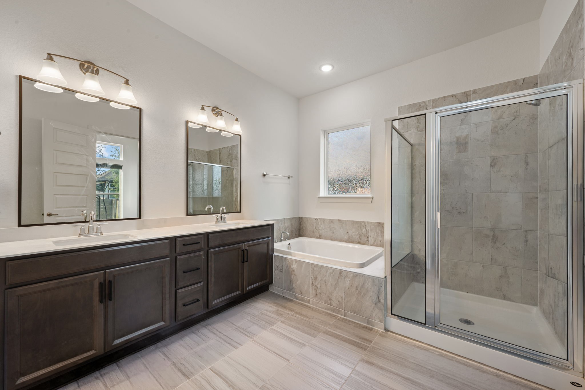 112 Springhouse Road Georgetown, TX 78628 - Photo 13 of 36