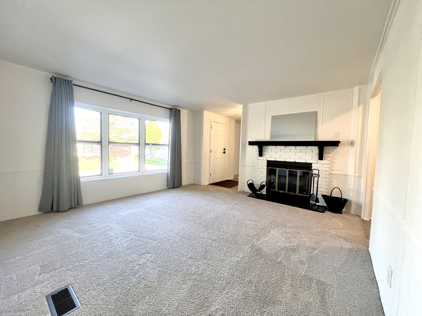 725 Huntsbridge Road Matteson, IL 60443 - Photo 9 of 27 Gallery Image 9
