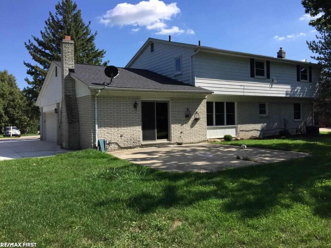 865 Langley Court Rochester Hills, MI 48309 - Photo 3 of 43