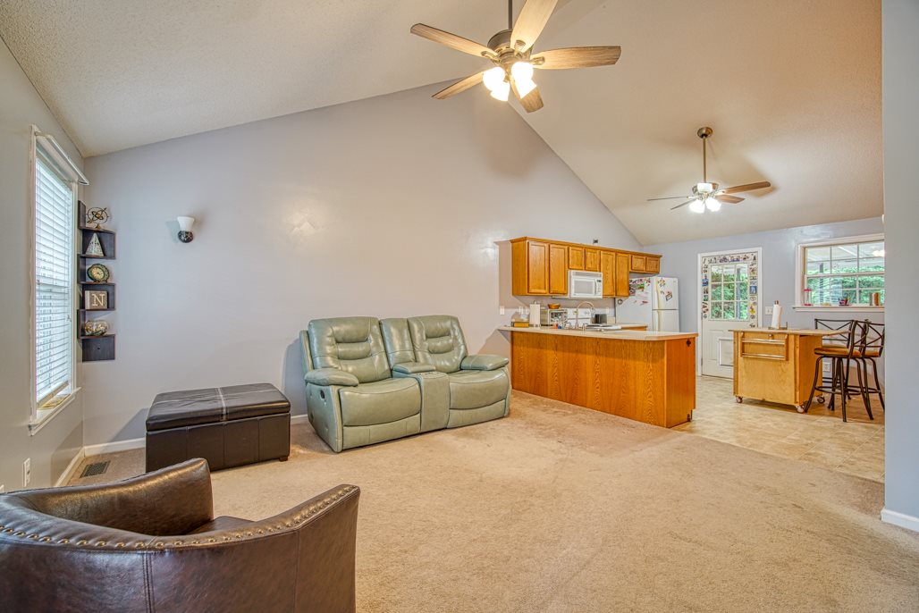 119 Harvey Road Greer, SC 29651 - Photo 2 of 27 Gallery Image 2