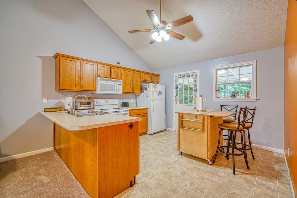 119 Harvey Road Greer, SC 29651 - Photo 6 of 27 Gallery Image 6