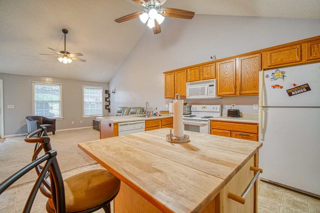 119 Harvey Road Greer, SC 29651 - Photo 7 of 27 Gallery Image 7