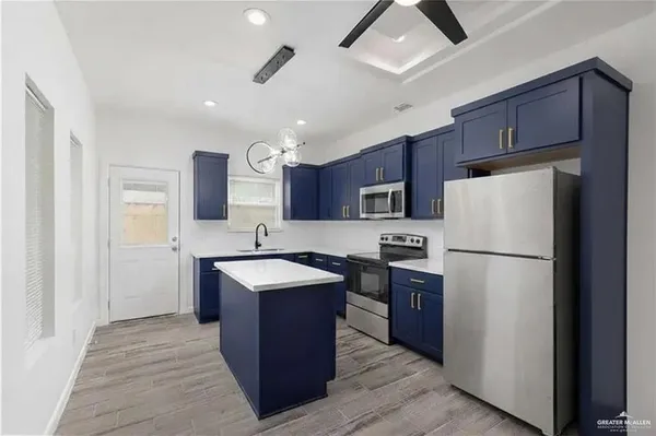 $1,100 | 2206 Taxco Court, Unit 2, Edinburg, TX 78542