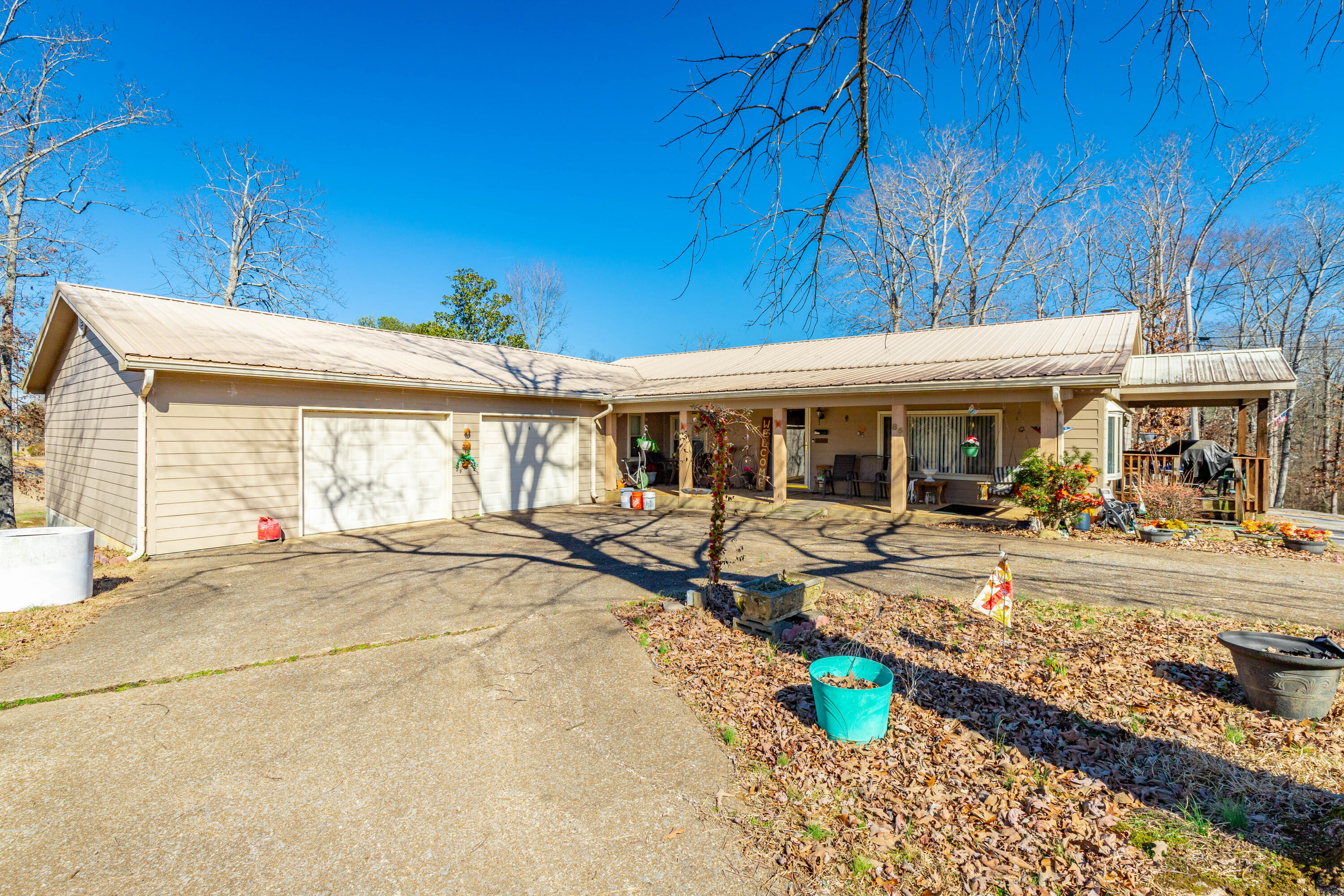 85 Deer Lane Ringgold, GA 30736 - Photo 2 of 88 85 Deer Lane Main House HD-14