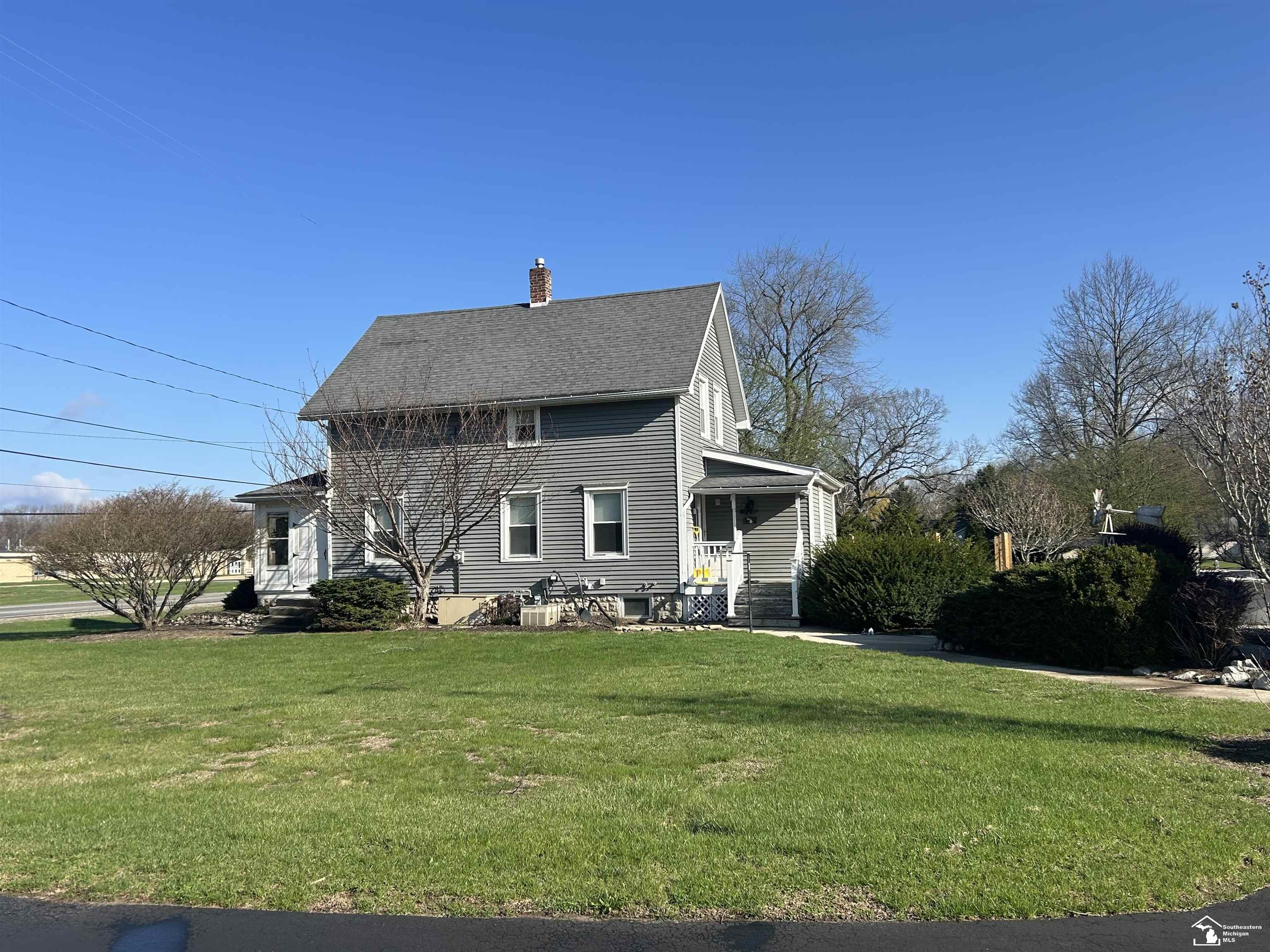 8256 Jackman Road Temperance, MI 48182 - Photo 7 of 23
