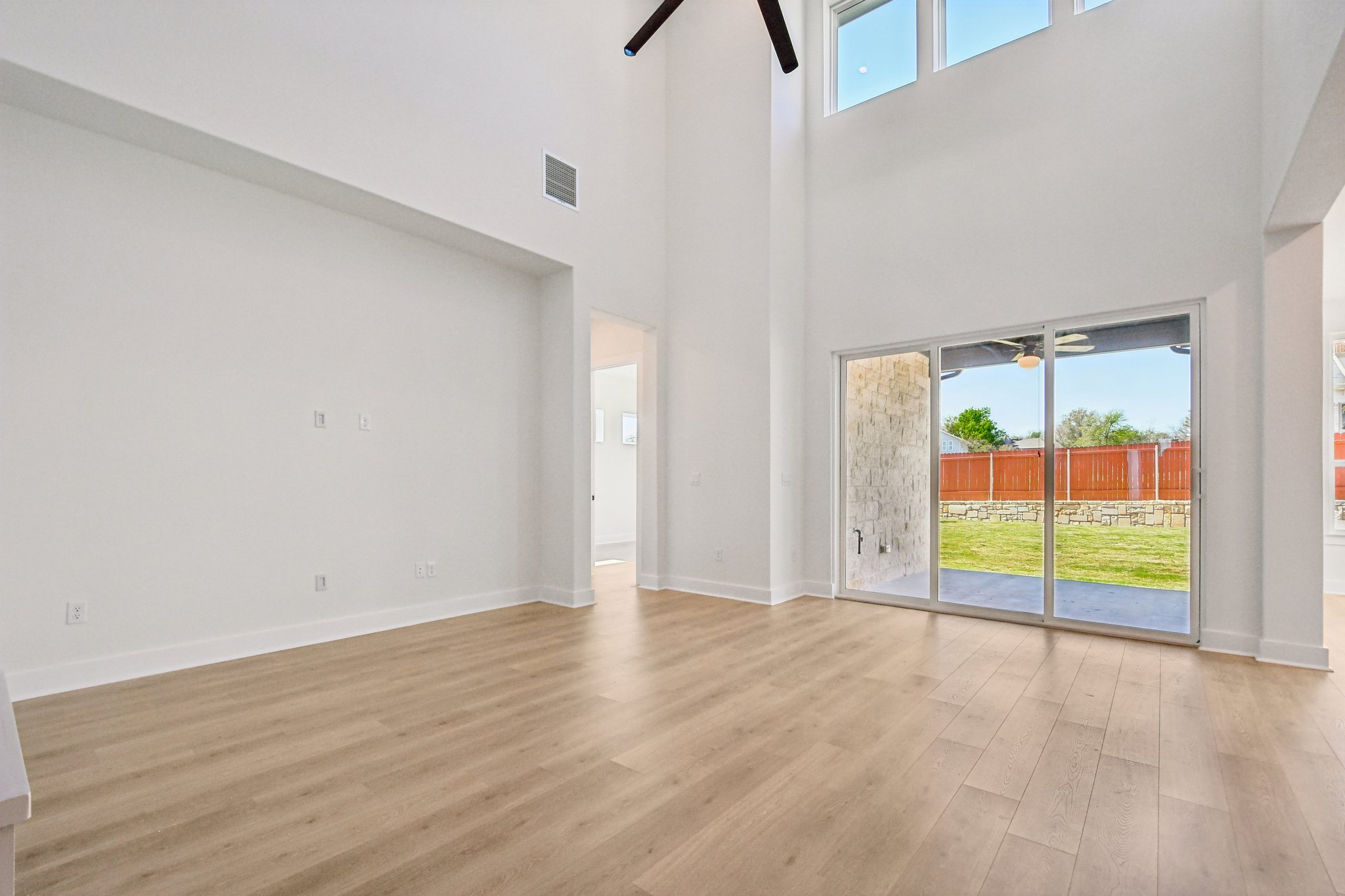 2245 Sarabanda Street Round Rock, TX 78681 - Photo 5 of 39