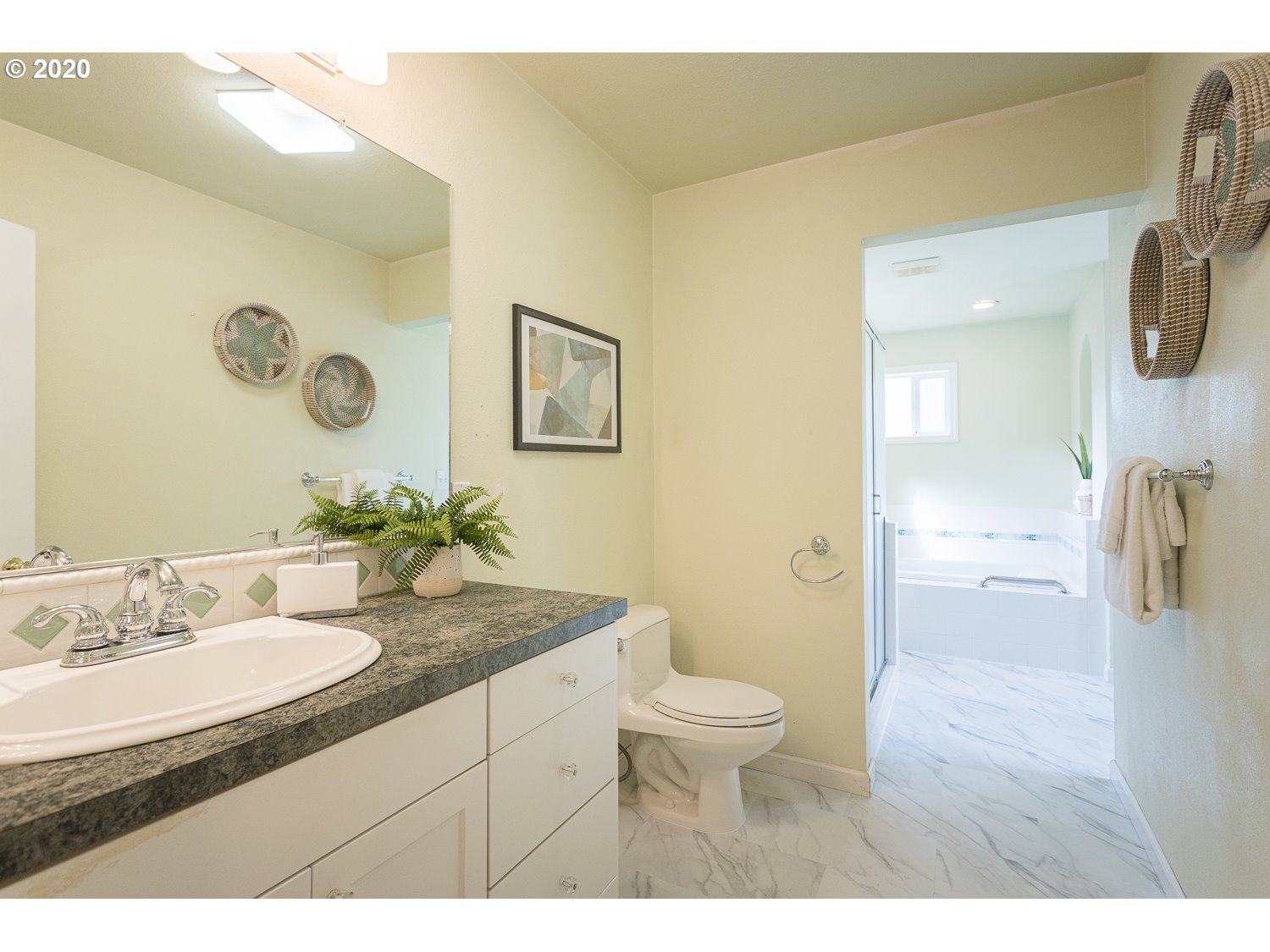 12465 Southwest Boones Ferry Road Lake Oswego, OR 97035 - Photo 16 of 29 Gallery Image 16