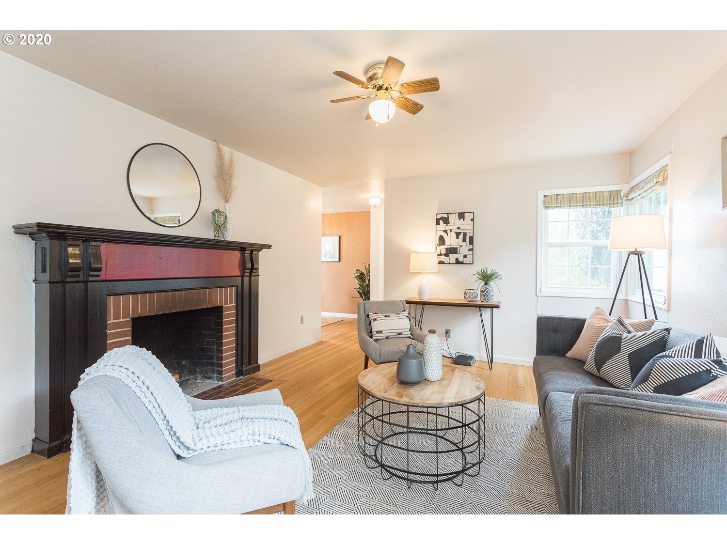 12465 Southwest Boones Ferry Road Lake Oswego, OR 97035 - Photo 4 of 29 Gallery Image 4