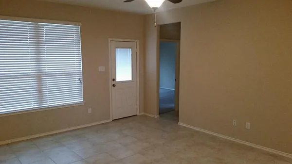 $2,100 | 3911 Webster Woods, Katy, TX 77449