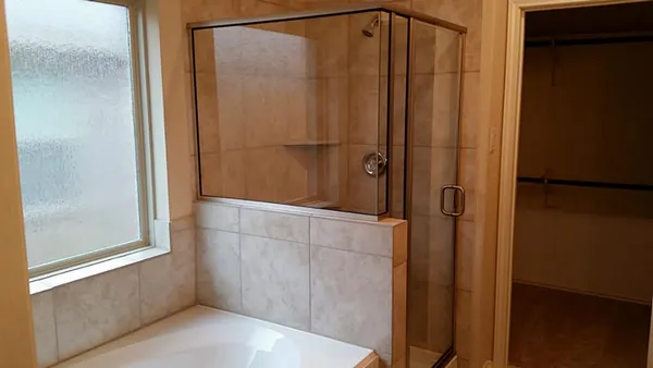 $2,100 | 3911 Webster Woods, Katy, TX 77449