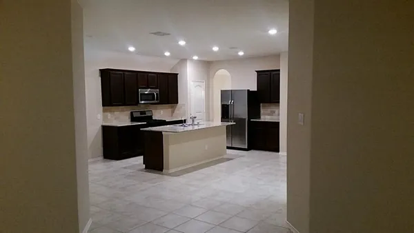 $2,100 | 3911 Webster Woods, Katy, TX 77449