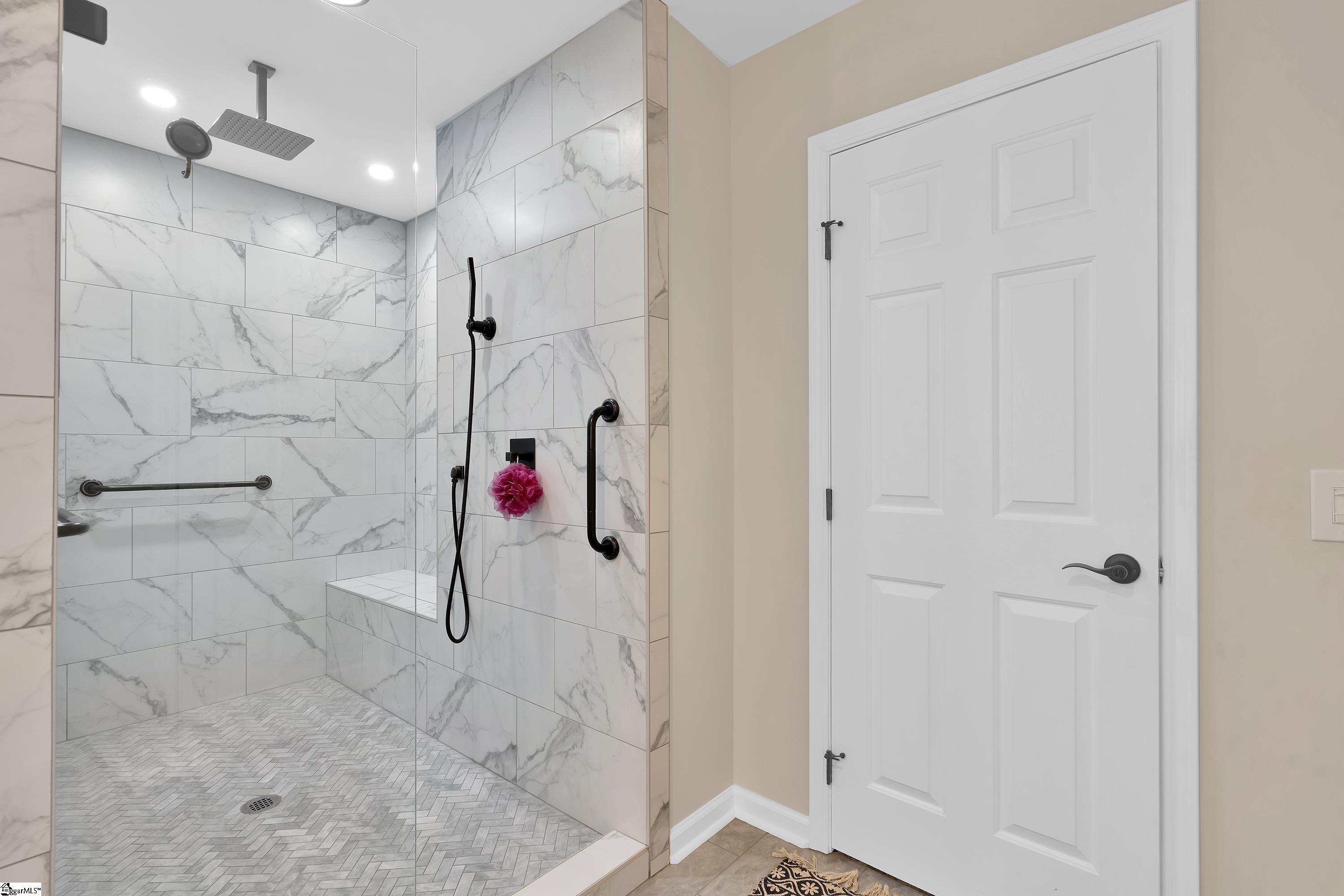 10 Suffolk Downs Way Greenville, SC 29615 - Photo 4 of 36