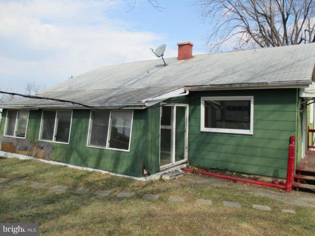 5647 Calyn Road Catonsville, MD 21228 - Photo 20 of 21 Exterior (Rear)