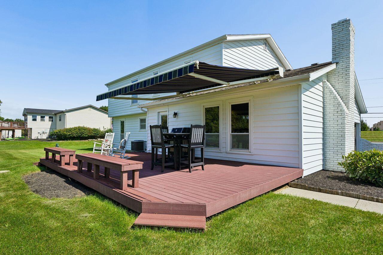 5231 Avery Road Dublin, OH 43016 - Photo 9 of 43 deck
