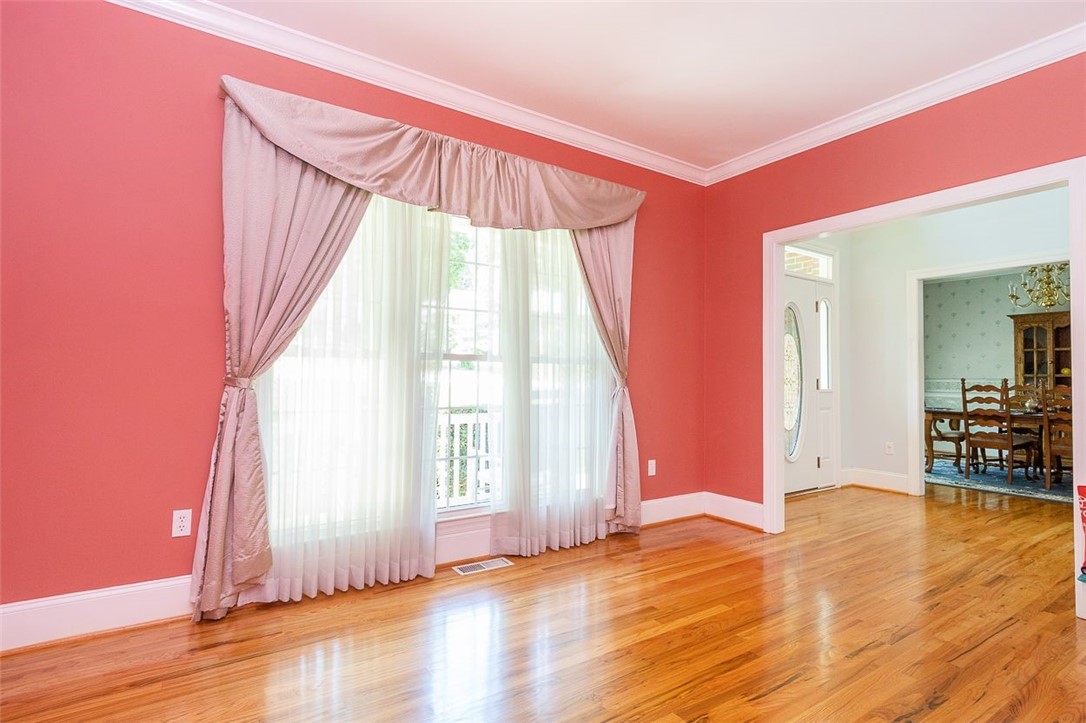 1502 Bramble Ridge Road Anderson, SC 29621 - Photo 5 of 44