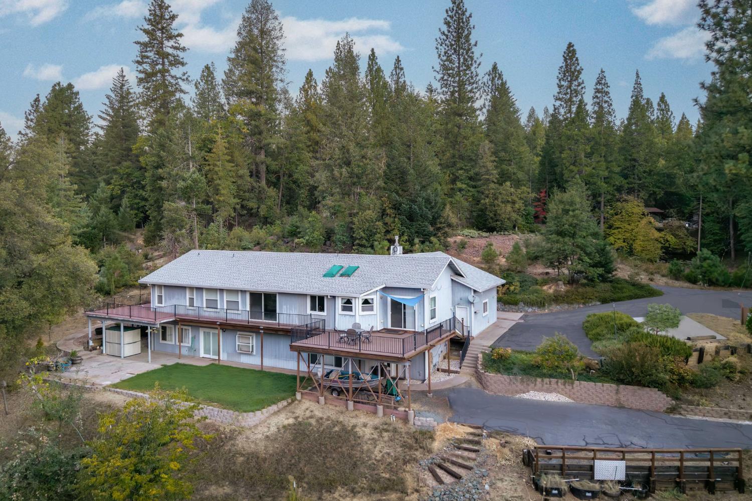 12401 Old Mine Road Grass Valley, CA 95945 - Photo 19 of 87