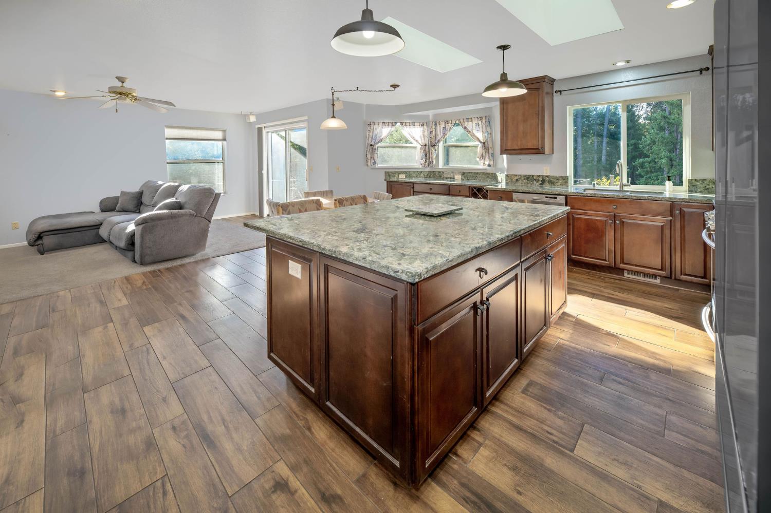 12401 Old Mine Road Grass Valley, CA 95945 - Photo 40 of 87