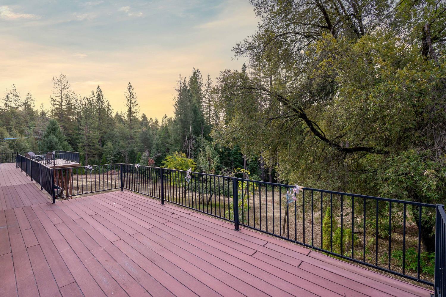 12401 Old Mine Road Grass Valley, CA 95945 - Photo 7 of 87