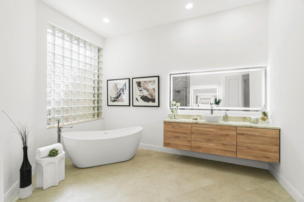 17939 Lake Azure Way Boca Raton, FL 33496 - Photo 19 of 52 027-17939LakeAzureWay-BocaRaton-FL-33496