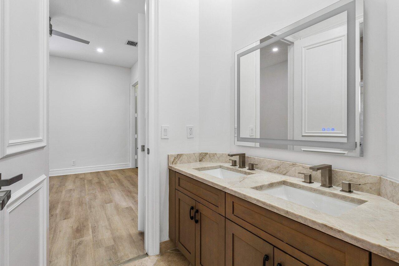 17939 Lake Azure Way Boca Raton, FL 33496 - Photo 30 of 52 28