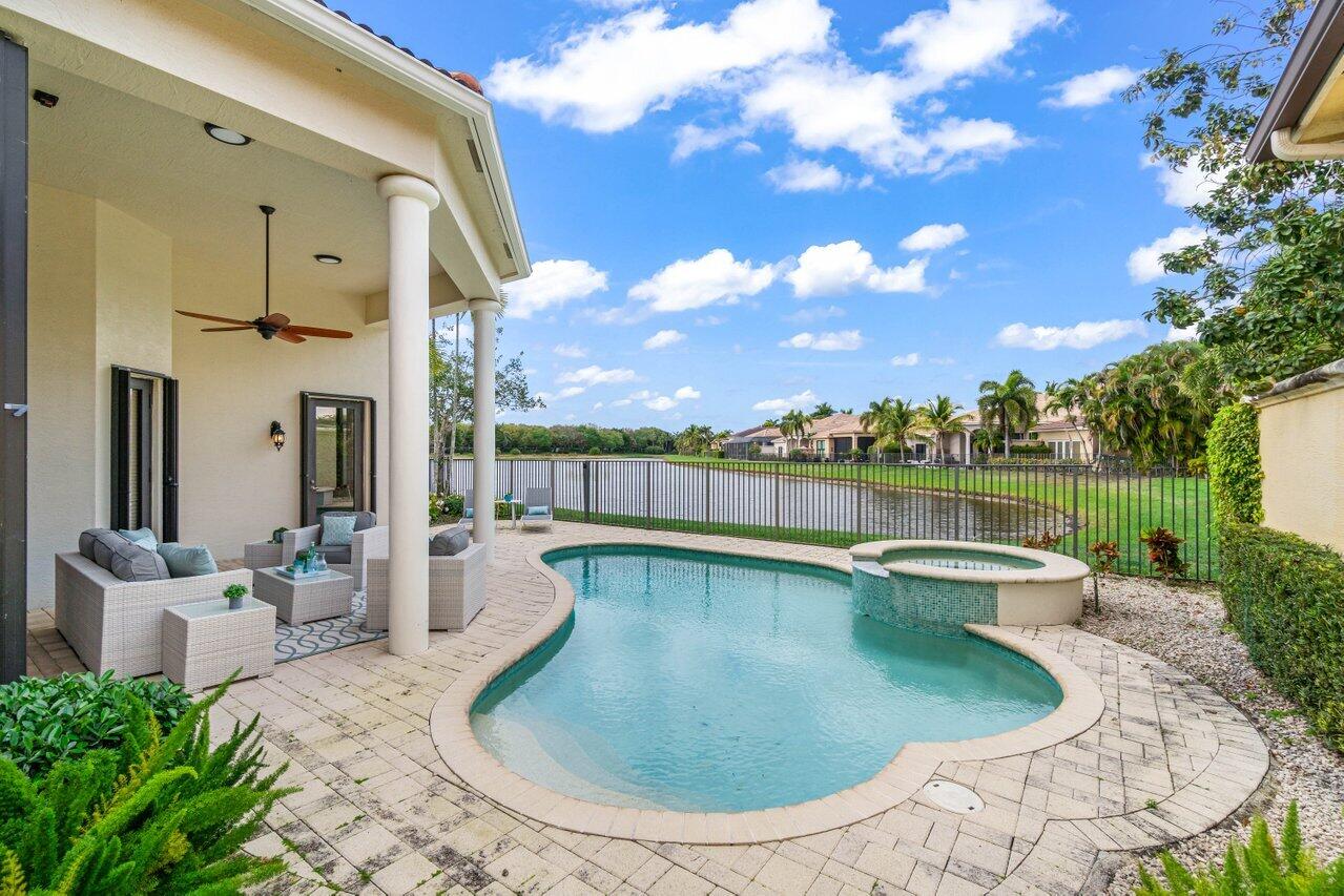 17939 Lake Azure Way Boca Raton, FL 33496 - Photo 36 of 52 040-17939LakeAzureWay-BocaRaton-FL-33496