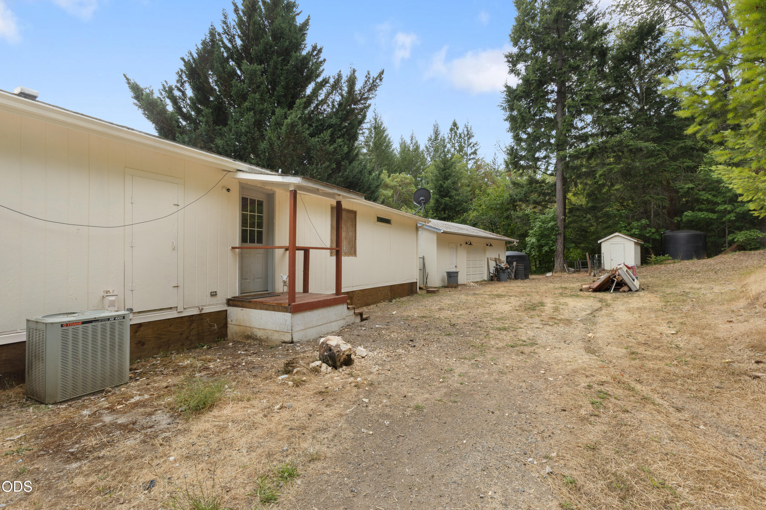 484 Brimstone Road Wolf Creek, OR 97497 - Photo 40 of 48