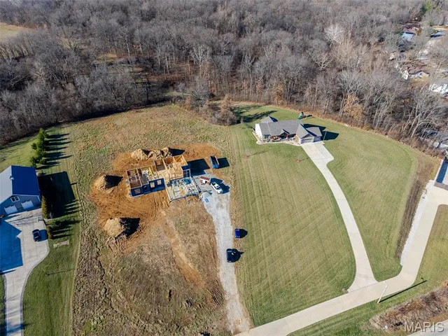 $1,190,000 | 2335 Staunton Road, Troy, IL 62294