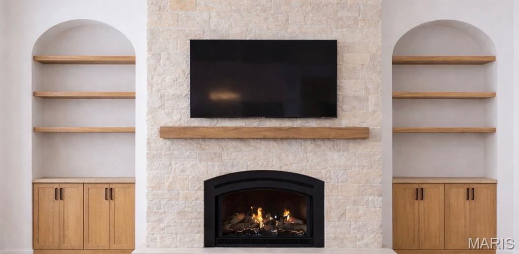 2335 Staunton Road Troy, IL 62294 - Photo 3 of 23