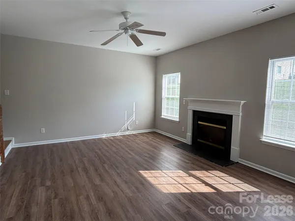 $2,200 | 7104 Smithton Lane, Charlotte, NC 28213