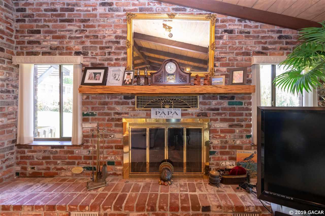 8453 Lilly Lake Road Melrose, FL 32666 - Photo 7 of 30 Gallery Image 7