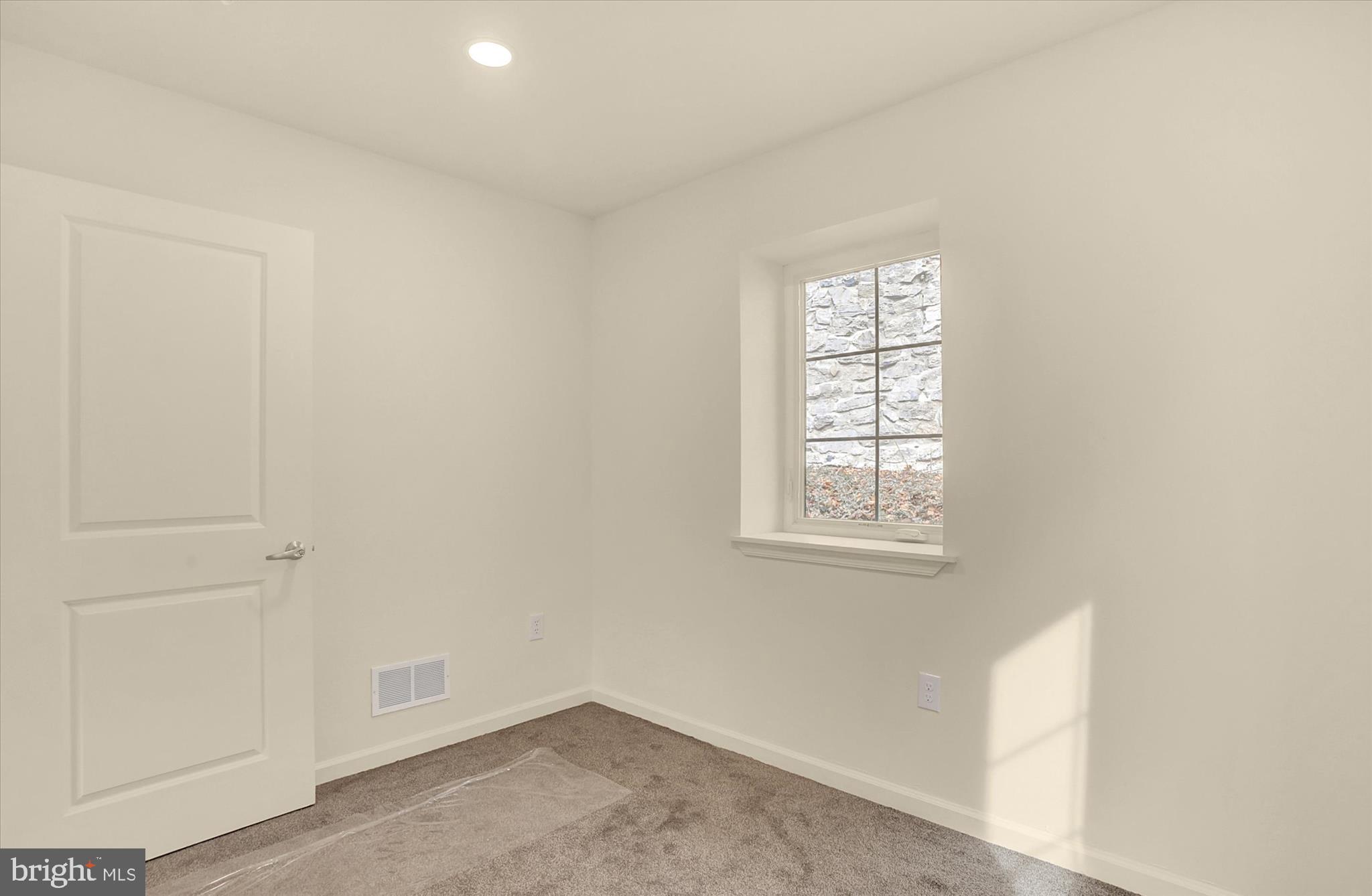 15 North 2nd Street Steelton, PA 17113 - Photo 14 of 16 an empty room with windows