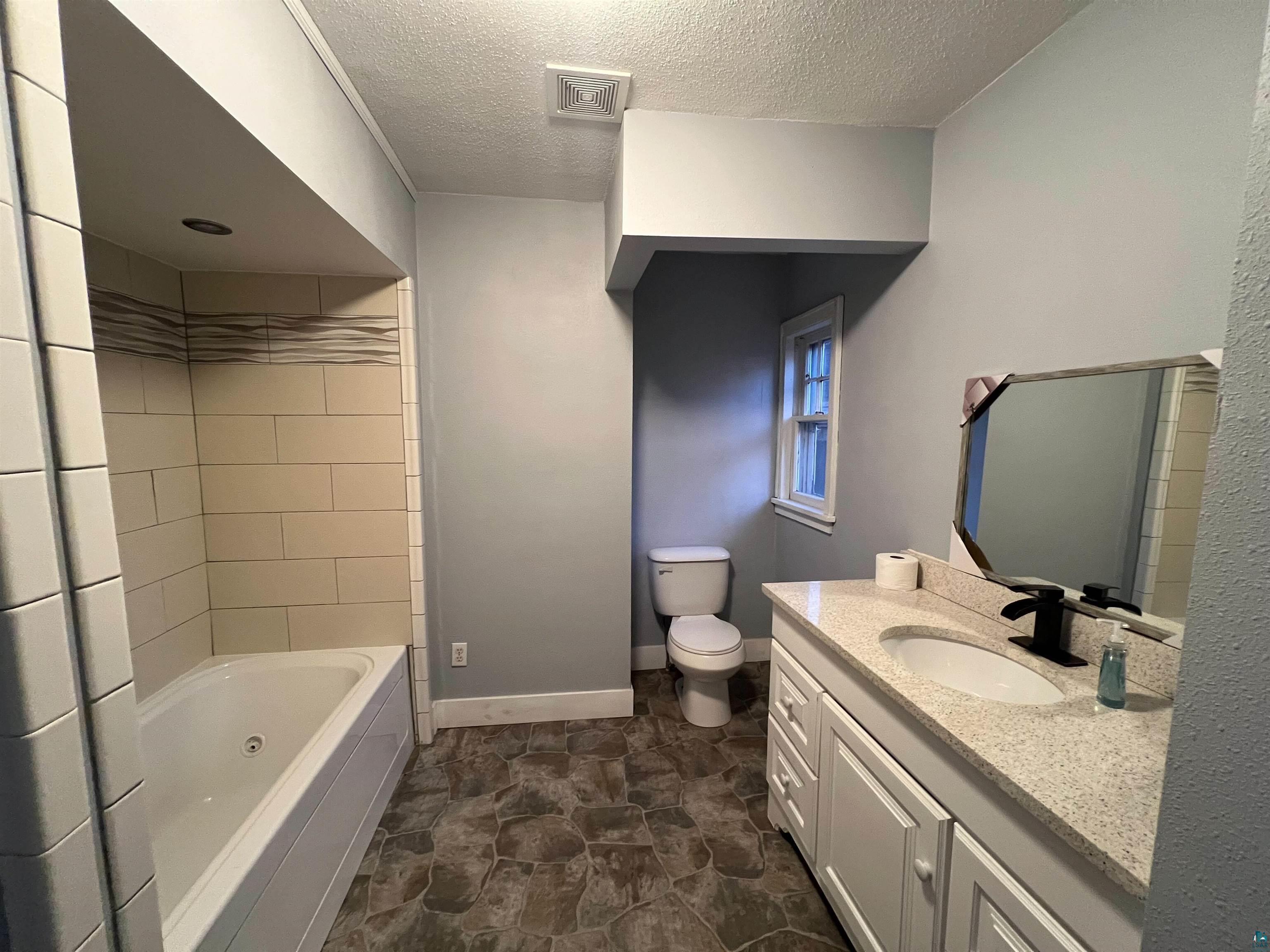 2902 2nd Avenue East Hibbing, MN 55746 - Photo 9 of 28