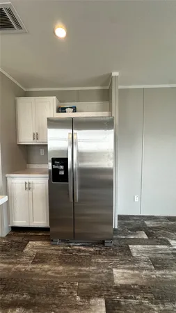 $2,400 | 136 Caliza Dr., Bertram, TX 78605