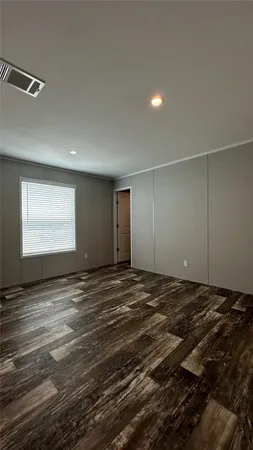 $2,400 | 136 Caliza Dr., Bertram, TX 78605