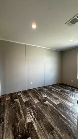 $2,400 | 136 Caliza Dr., Bertram, TX 78605