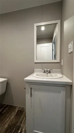 $2,400 | 136 Caliza Dr., Bertram, TX 78605