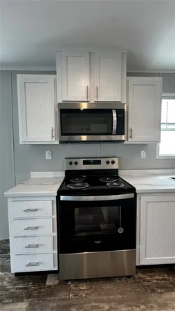 $2,400 | 136 Caliza Dr., Bertram, TX 78605