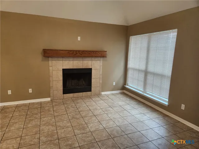 $1,400 | 2207 Bluebonnet Drive, Killeen, TX 76549