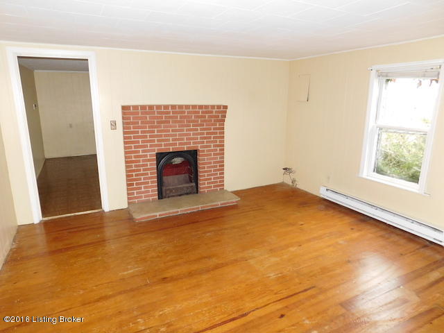 269 Johnson Road Harrodsburg, KY 40330 - Photo 2 of 11 Family Room