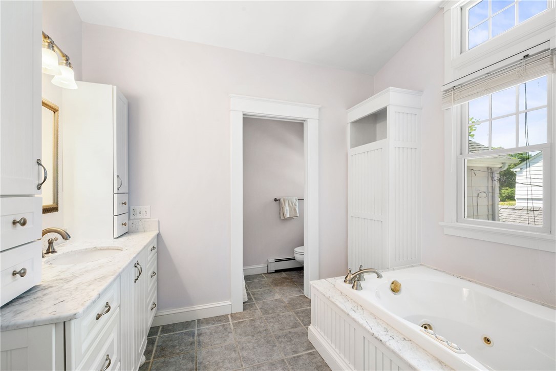 36 Kay Boulevard Newport, RI 02840 - Photo 27 of 49